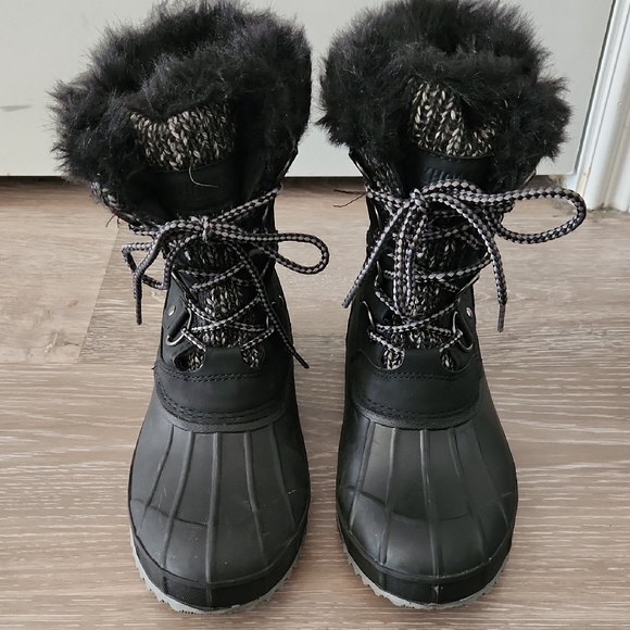 Khombu Kerigan Short Snow Boots Size 9 - Picture 1 of 6